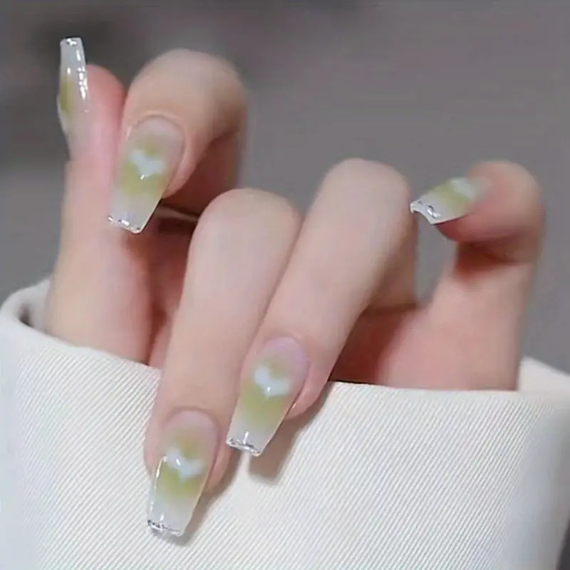 24pcs Fake Nail With Green Heart Decor