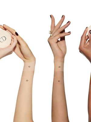 CUSHION POWDER SWATCH UK 2400X2400